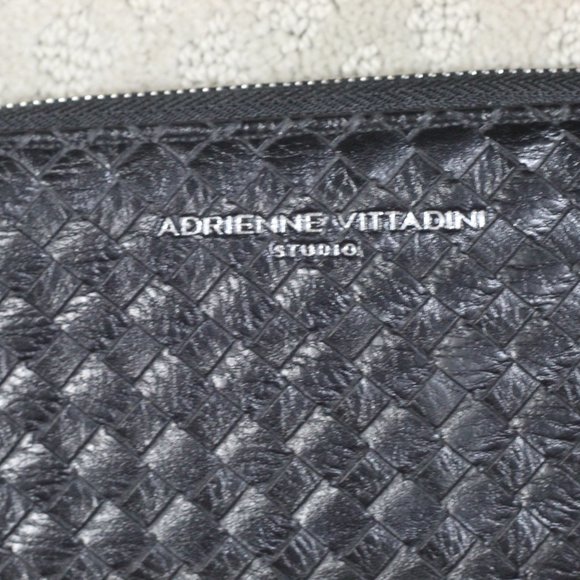 Adrienne Vittadini Black Leather Woven Clutch Wristlet - Picture 3 of 8